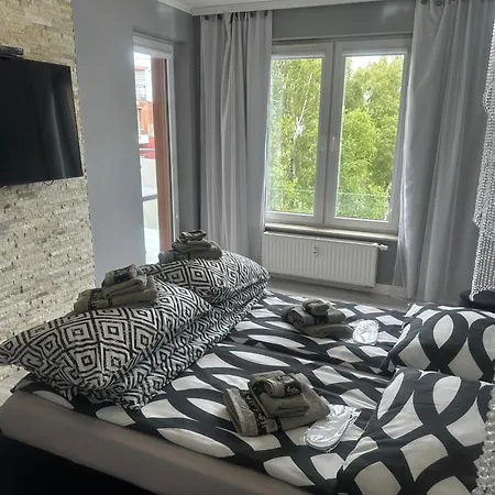 Seaside Polanki - Summer Outdoor Swimming Pool, Saunas, Two Playgrounds For Children, Gym, Individual Garage Included In The Price Klonowa 17e Apartment