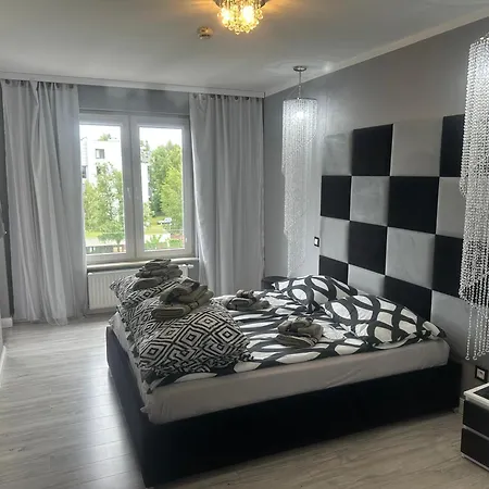 Apartment Seaside Polanki - Summer Outdoor Swimming Pool, Saunas, Two Playgrounds For Children, Gym, Individual Garage Included In The Price Klonowa 17e Kolberg